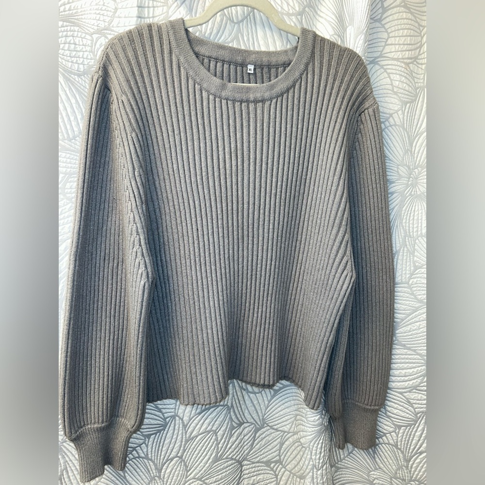 Amazon Women's Ribbed Crew Neck Sweater - Gray